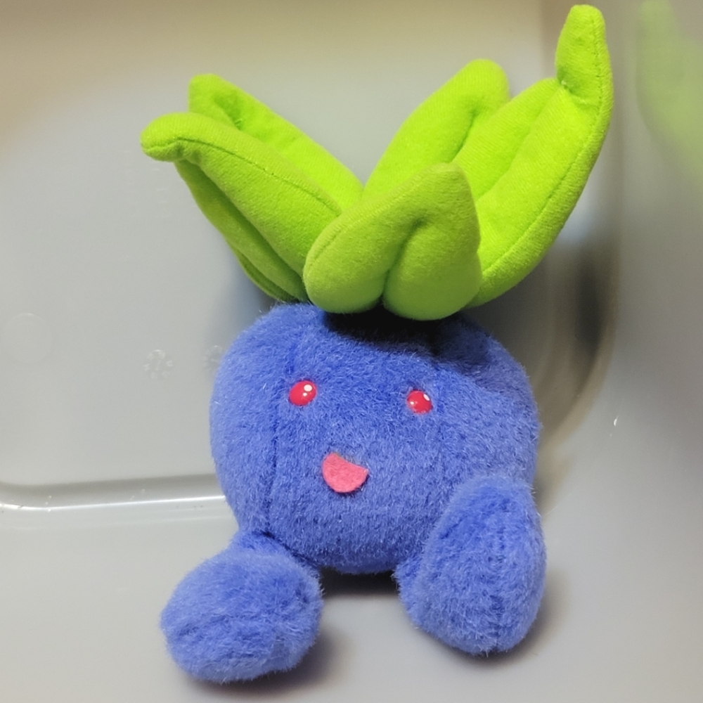 Oddish 2001 Pokémon Plush Japan Vintage Pokemon Nintendo RARE